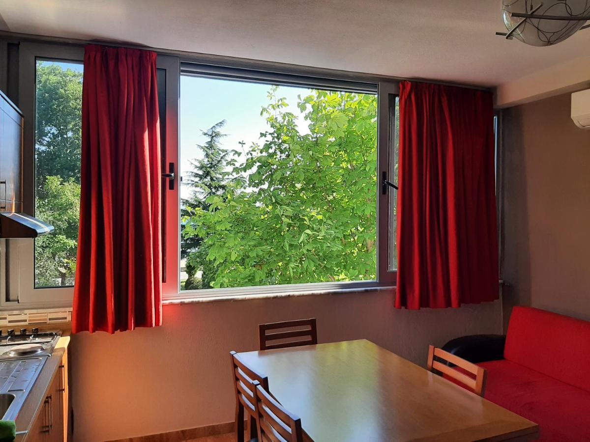 Elio'S Holiday Home Pogradec Exterior photo